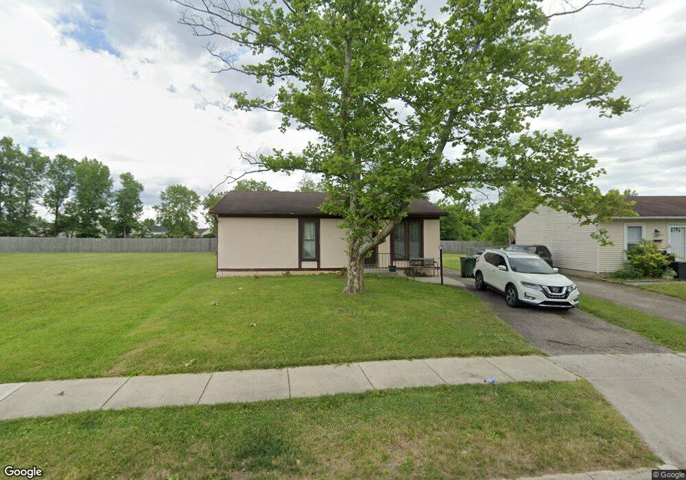 1762 Rebecca St, Columbus, OH 43219 - photo 1