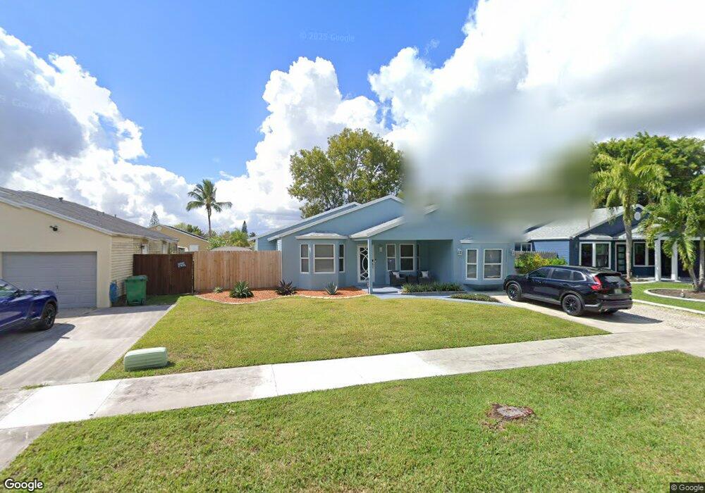 1641 SW 127th Ave, Davie, FL 33325 - photo 1