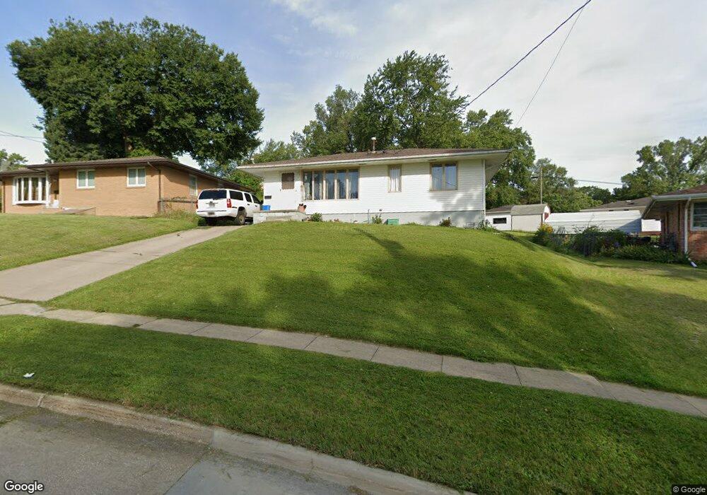 2507 Welbeck Rd, Des Moines, IA 50310 - photo 1