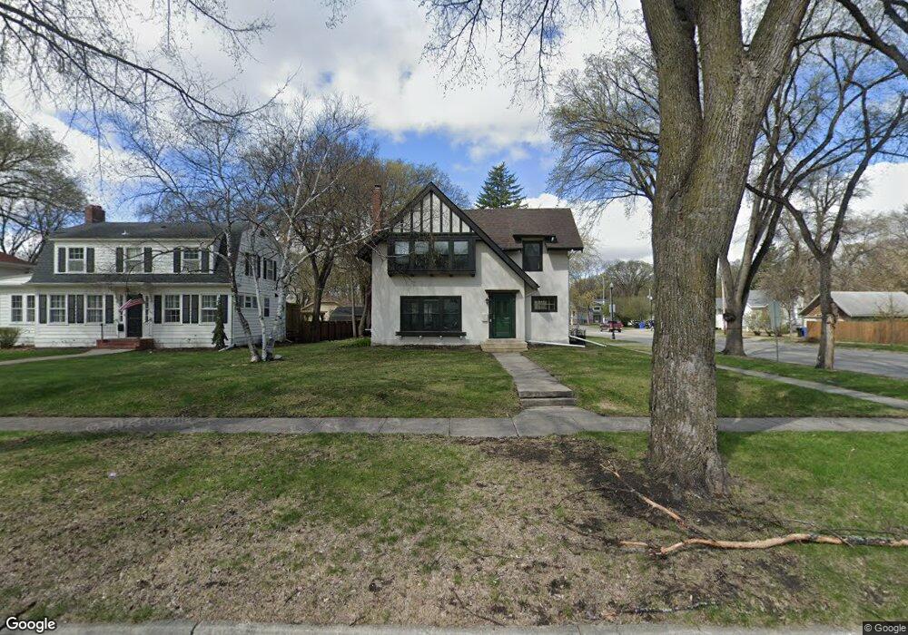 1303 9th St S, Fargo, ND 58103 - photo 1