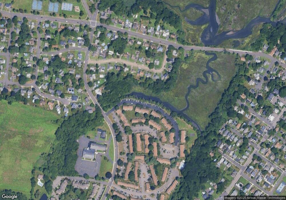 54 Greenwich Way, Milford, CT 06460 - photo 1