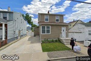 10 Pine St, Lodi, NJ 07644