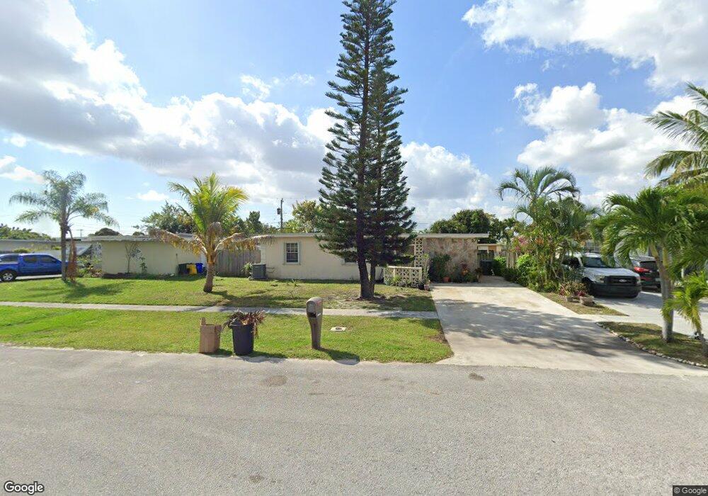 5698 Daphne Dr, West Palm Beach, FL 33415 - photo 1