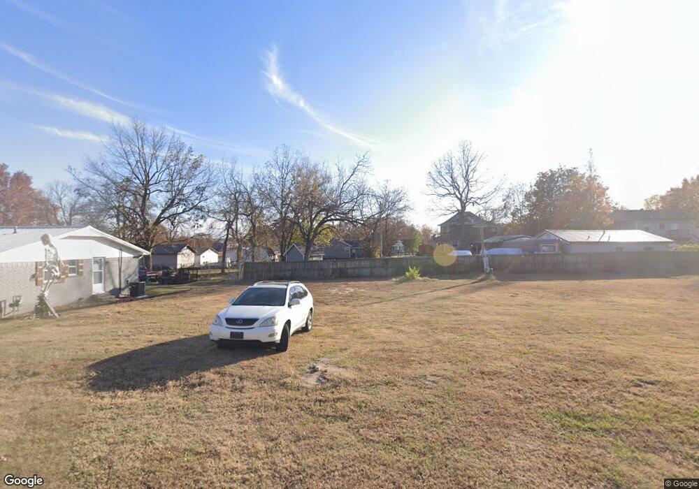 216 E Elm Ave, Eufaula, OK 74432 - photo 1