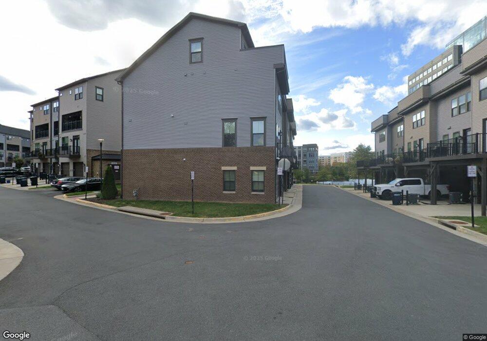 13223 Lake Waterview Way unit 3, Hunter Mill, VA 20171 - photo 1
