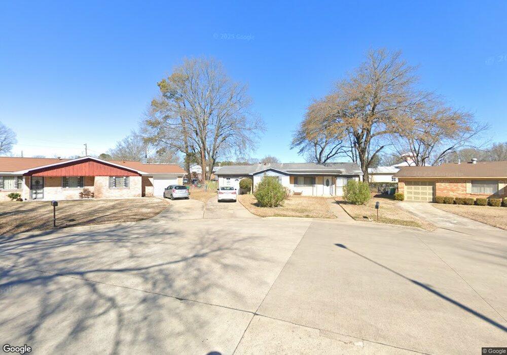 3102 Carver Cir, Texarkana, TX 75501 - photo 1