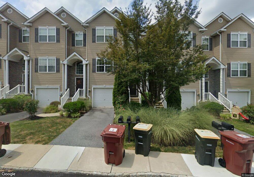 2244 Rising Hill Rd, Whitehall, PA 18052 - photo 1