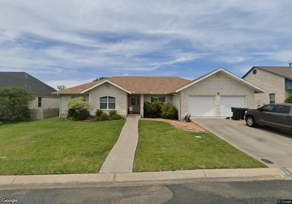 604 Prickly Pear Ct, Fredericksburg, TX 78624 - photo 1