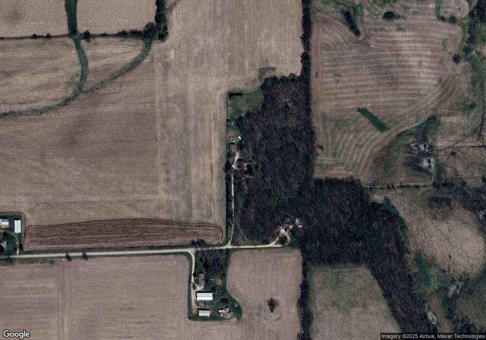 3442 W Yoder Rd, Freeport, IL 61032 - photo 1