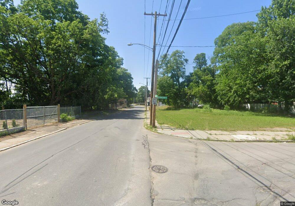 1067 Schenectady St, Schenectady, NY 12307 - photo 1