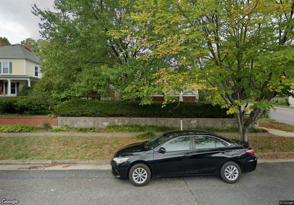 505 Chestnut Ave, Waynesboro, VA 22980 - photo 1