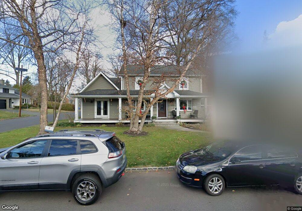 383 Minute Arms Rd, Union, NJ 07083 - photo 1