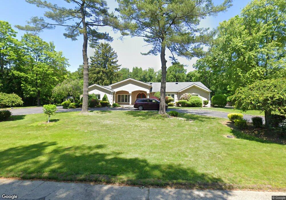 20 Linden Ln, Old Westbury, NY 11568 - photo 1