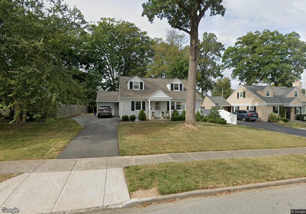 120 Rodney Cir, Bryn Mawr, PA 19010 - photo 1