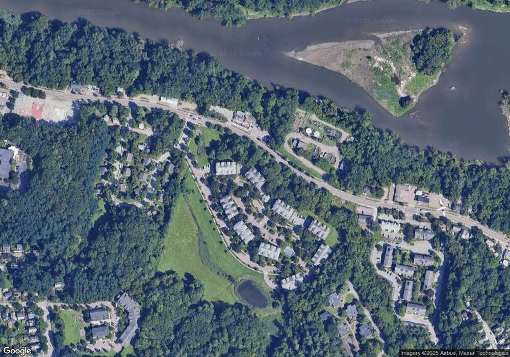 297 Hildred Dr unit 297, Burlington, VT 05401 - photo 1