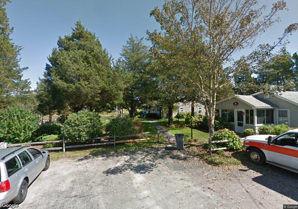 54-56 Chickadee Ln, Pocasset, MA 2559 - photo 1