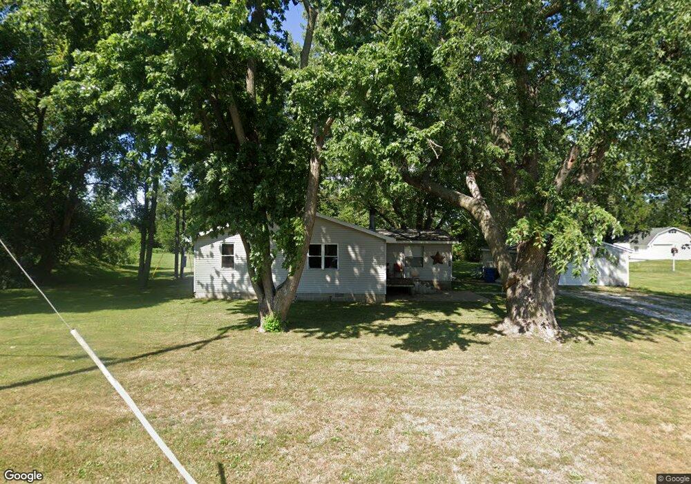 321 E Sylvan St, Virginia, IL 62691 - photo 1