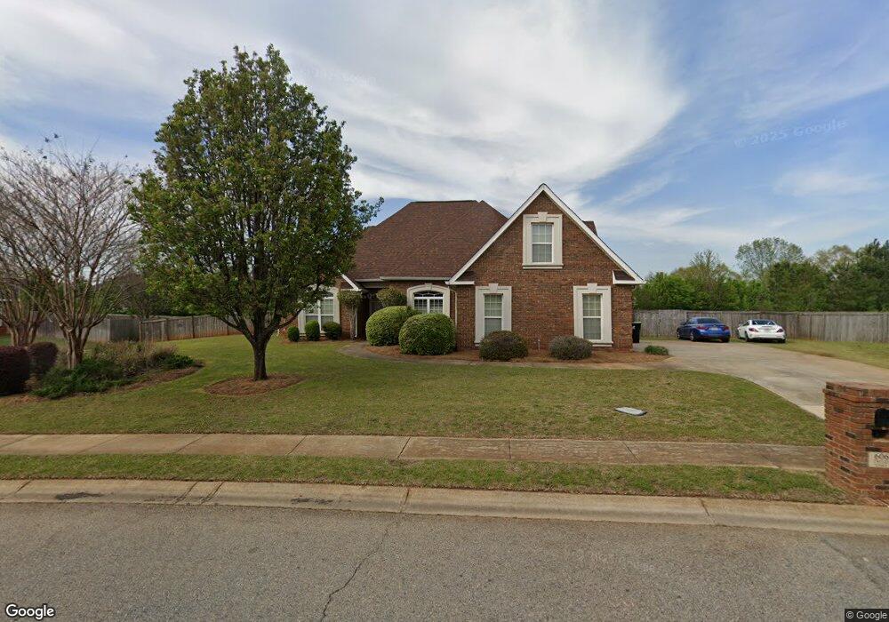 606 Twelve Oaks Dr, Warner Robins, GA 31088 - photo 1