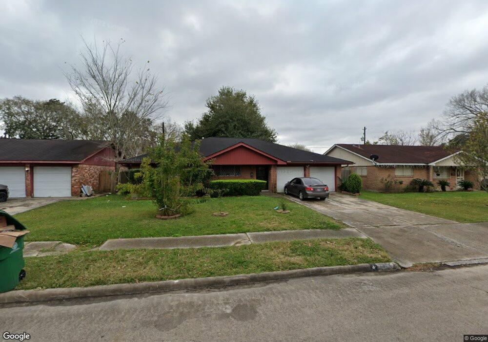 7230 Kingsway Dr, Houston, TX 77087 - photo 1