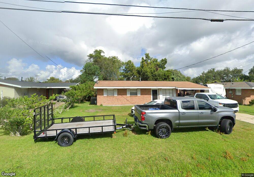 223 Oakshire Dr, Houma, LA 70364 - photo 1