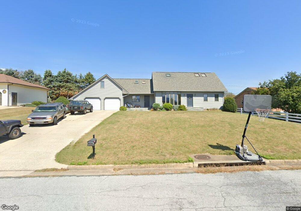 40 Skyline Ave, Stuarts Draft, VA 24477 - photo 1