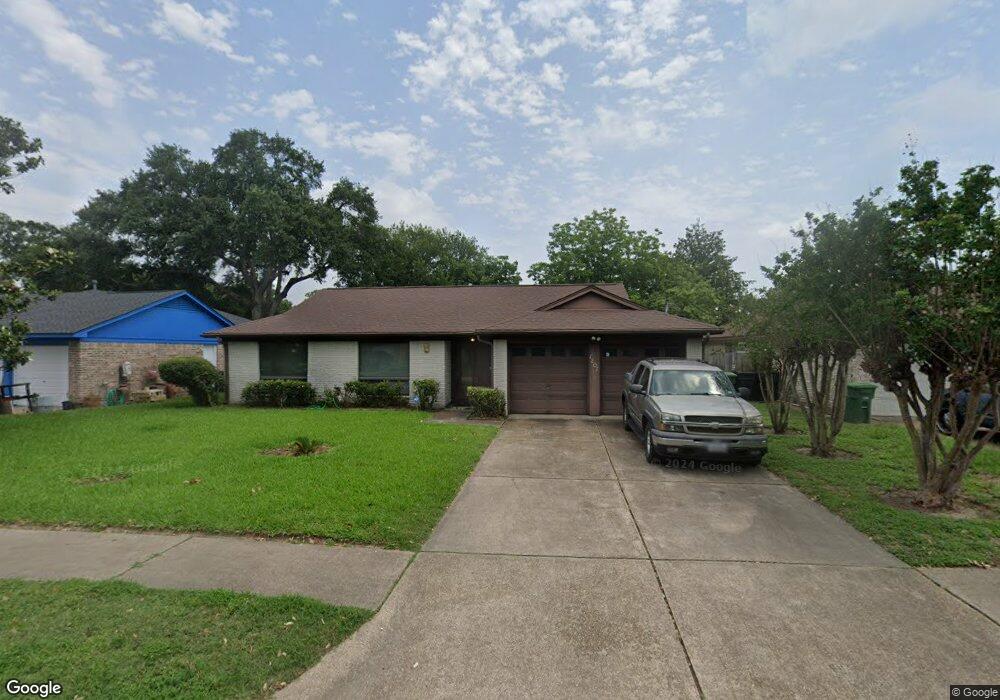 1207 Hidden Valley Dr, Houston, TX 77088 - photo 1