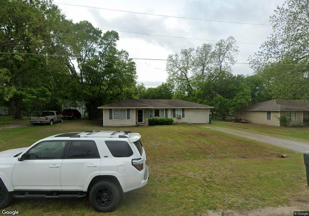 411 Main St, Pottsboro, TX 75076 - photo 1