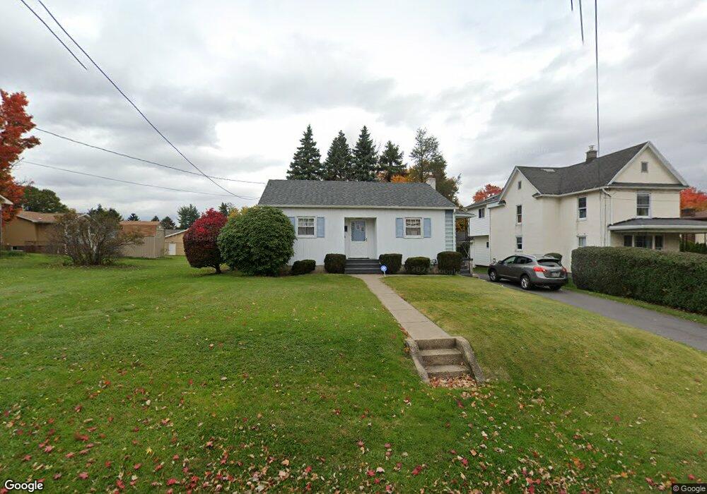 963 Throop St, Dunmore, PA 18512 - photo 1