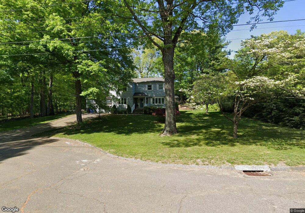 90 Fieldcrest Dr, Trumbull, CT 06611 - photo 1