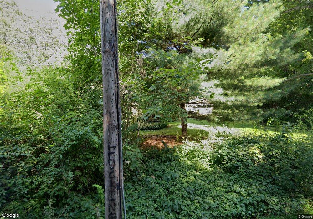 21 Pine Tree Hill Rd, Newtown, CT 06470 - photo 1