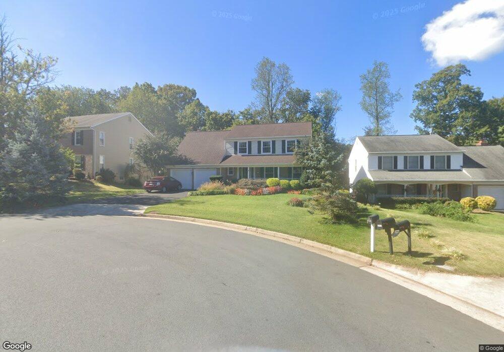 4310 Poplar Branch Dr, Chantilly, VA 20151 - photo 1