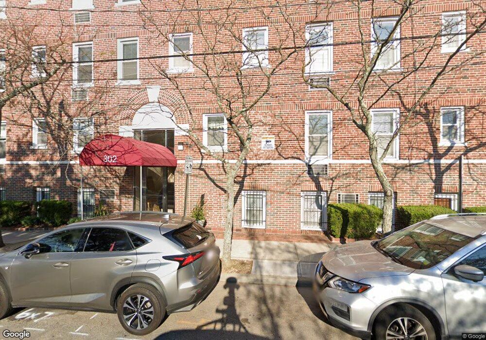 302 Longacre Ave unit C-3, Woodmere, NY 11598 - photo 1