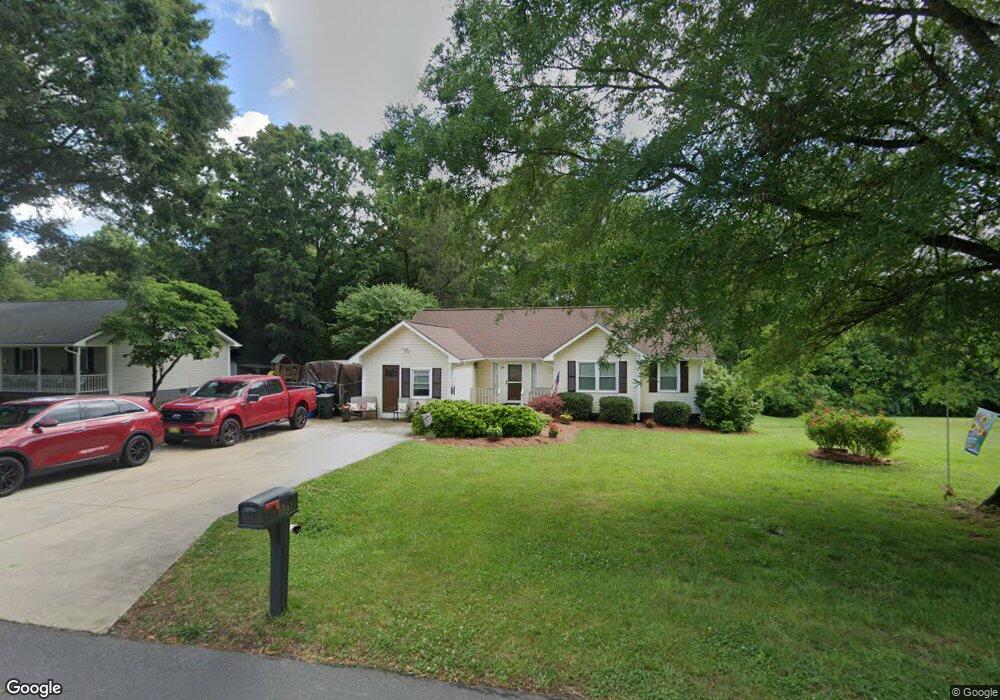 138 Candlestick Dr, Statesville, NC 28625 - photo 1