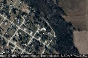 1009 Locust St, Clermont, IA 52135