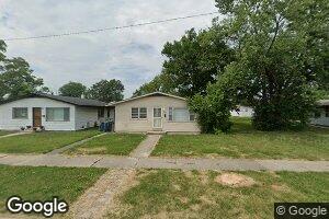15136 5th Ave, Phoenix, IL 60426