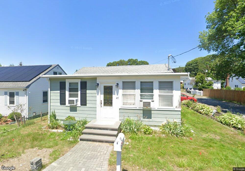47 Evergreen St, Saugus, MA 01906 - photo 1