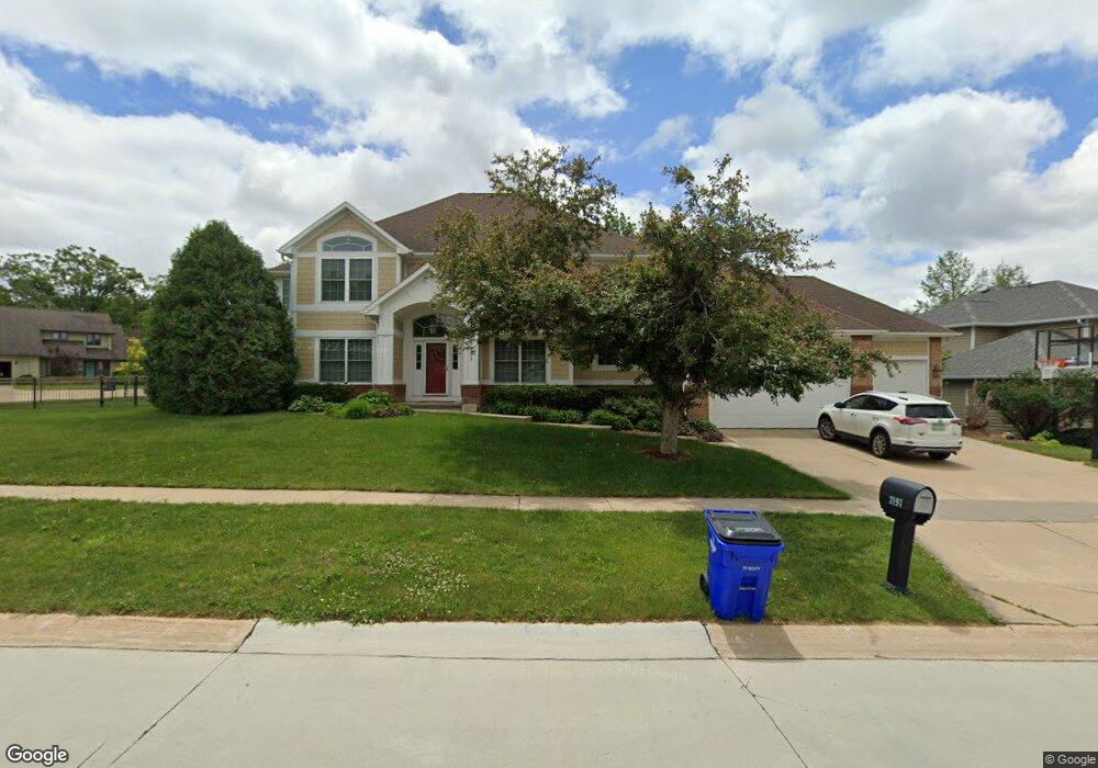 3191 Falcon Dr NE, Cedar Rapids, IA 52402 - photo 1