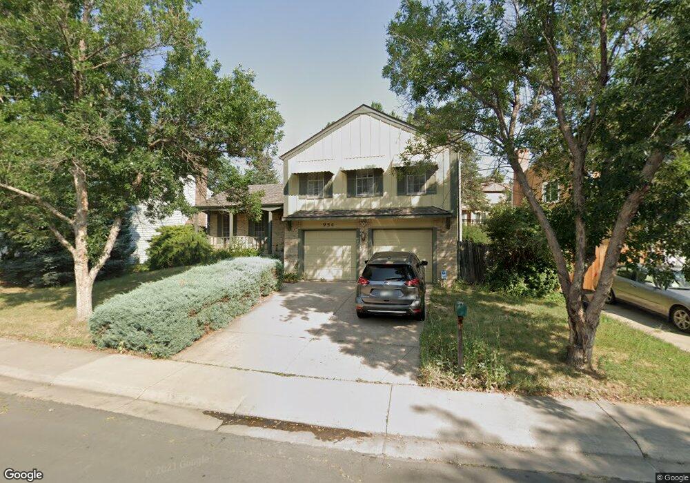 954 S Kittredge Way, Aurora, CO 80017 - photo 1