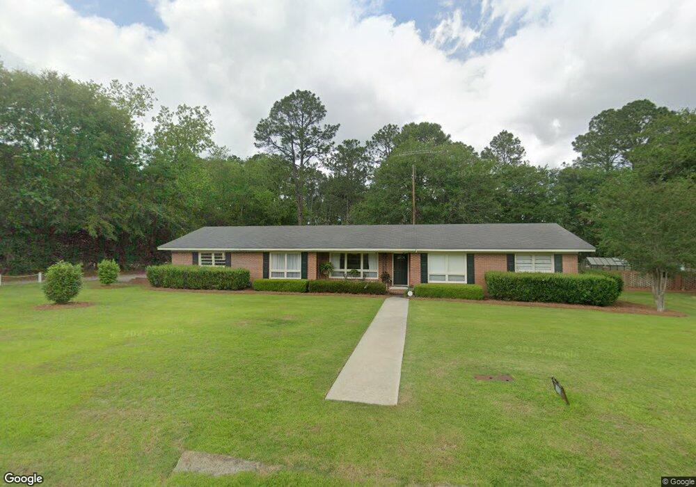 121 Martha St, Fitzgerald, GA 31750 - photo 1