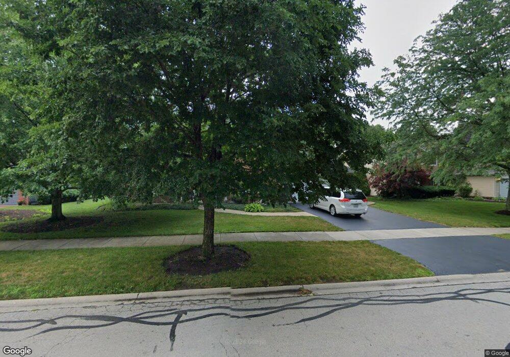 909 Shiloh Cir, Naperville, IL 60540 - photo 1