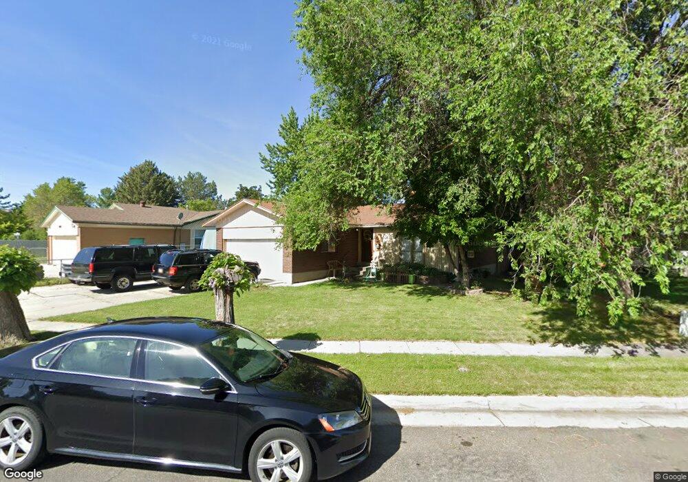 6862 Enchanted Dr, Midvale, UT 84047 - photo 1