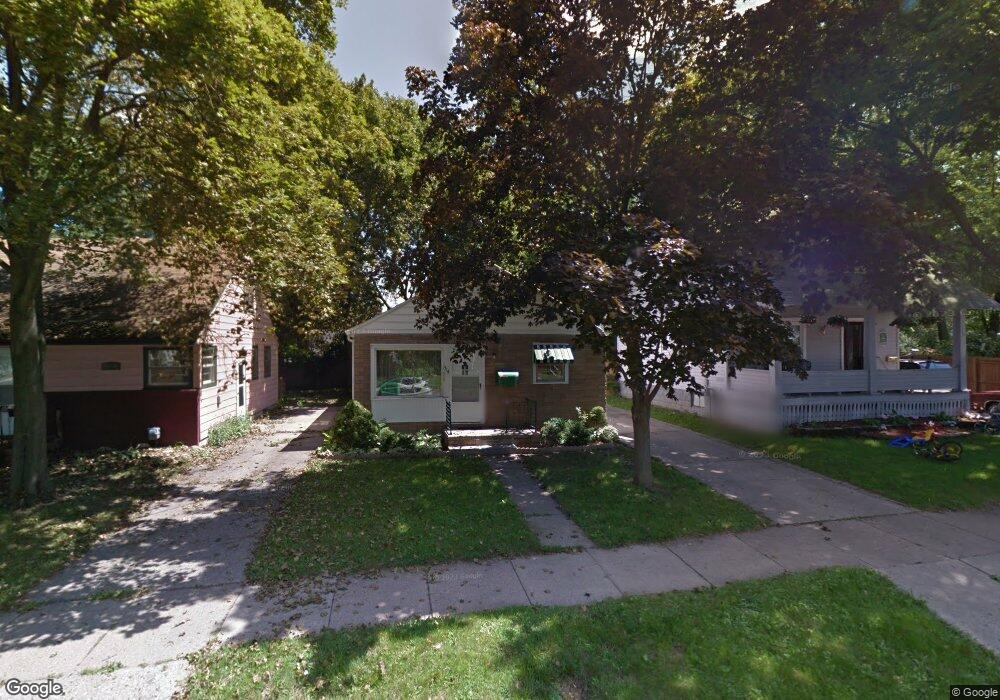 1314 Glenrose Ave, Lansing, MI 48915 - photo 1