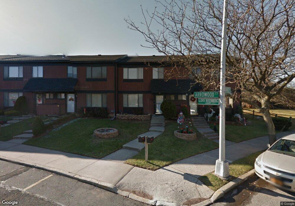 12 Arrowood Ct unit 530, Staten Island, NY 10309 - photo 1