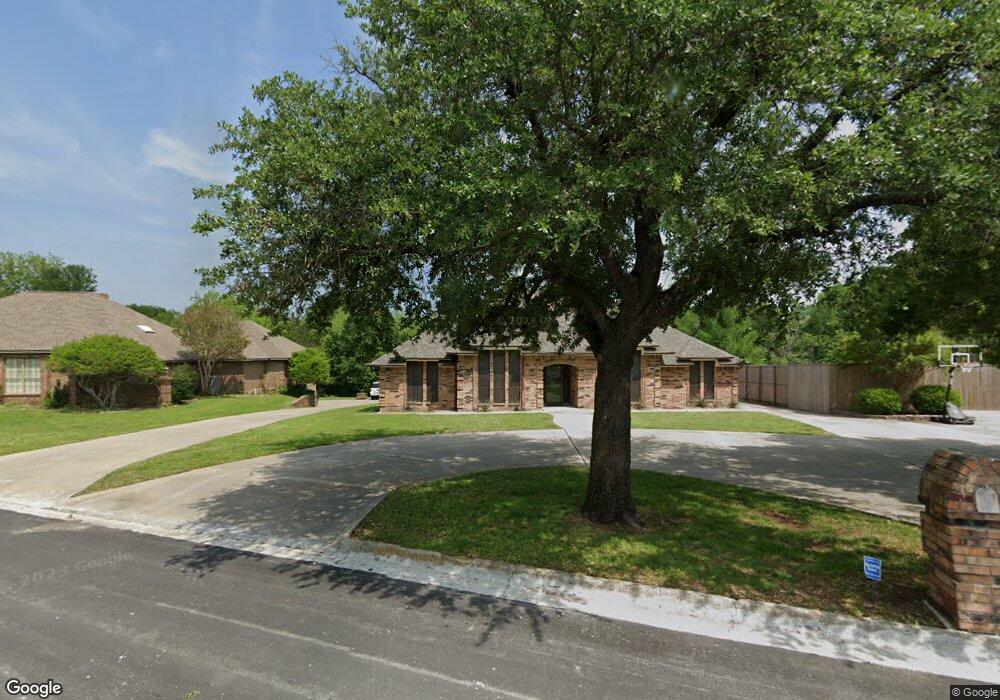 8 Quail Run St, Gainesville, TX 76240 - photo 1