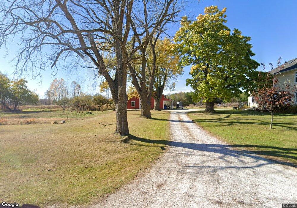 3904 Johnston Dr, Manitowoc, WI 54220 - photo 1