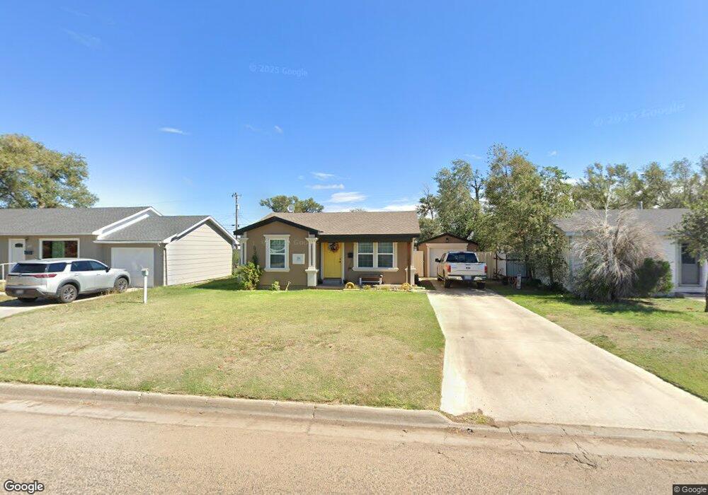 606 Spruce Ave, Dumas, TX 79029 - photo 1