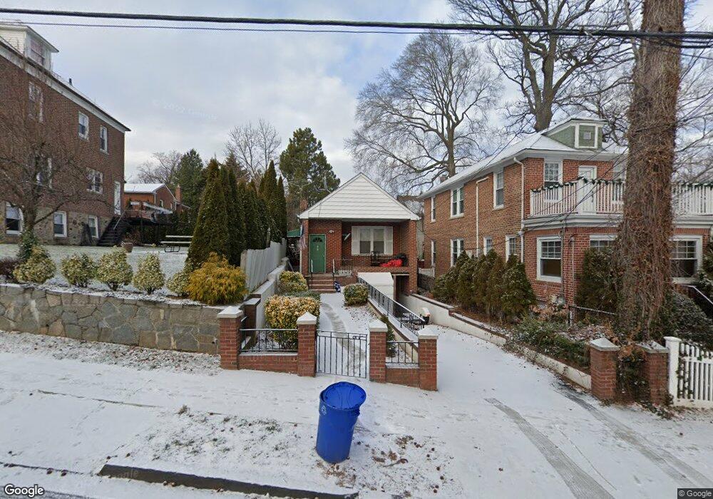 25 Aqueduct Ave, Yonkers, NY 10704 - photo 1