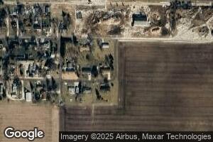 607 E Wood St, Colfax, IL 61728