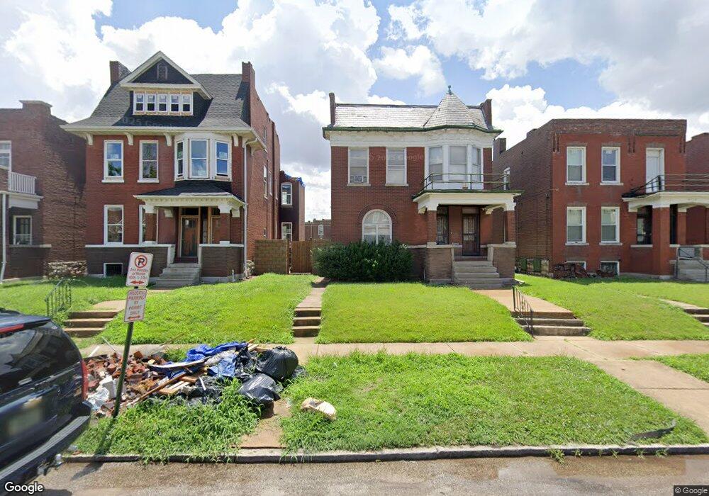 4522 Red Bud Ave, Saint Louis, MO 63115 - photo 1