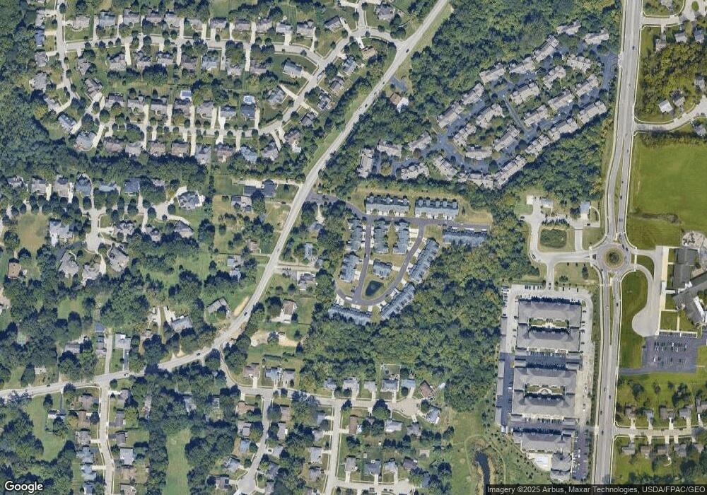 561 Jacob Close unit 561, Columbus, OH 43230 - photo 1